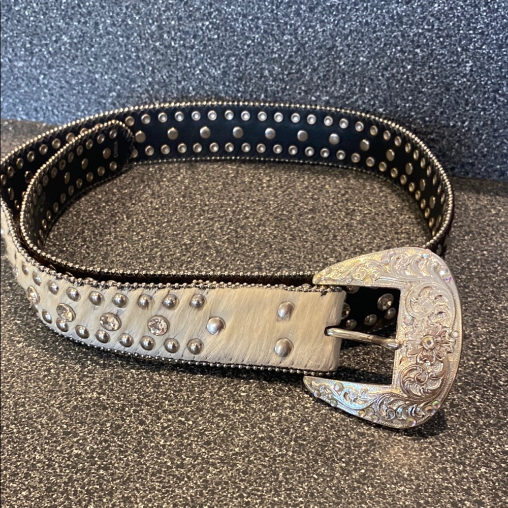 Nocona Women's Cowhide Rhinestone Belt